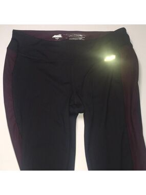 Avia active pants women's size medium black 3/4 leg activewear workout yoga gym